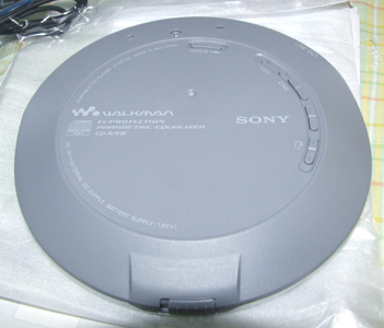 スタフ屋 ポータブルCDプレーヤー(SONY CD WALKMAN D-NE730)